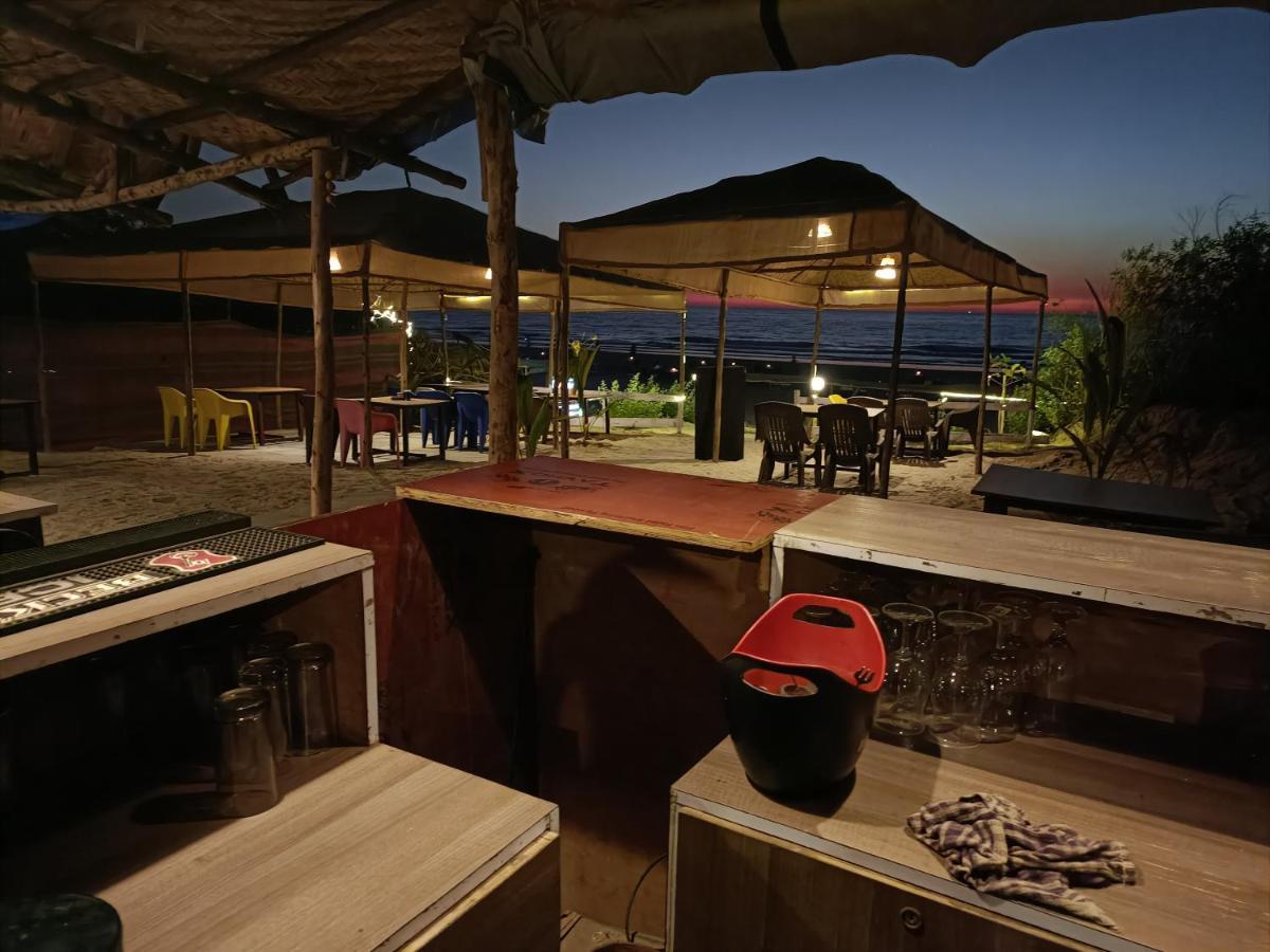 Shantaram Beach Huts Arambol Exterior foto